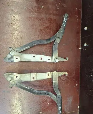 Audi A8 S8 D3 4E Tailgate/trunk/boot hinge 4E0827299H
