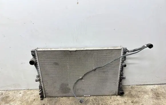Mercedes-Benz C W205 Coolant radiator A0995007303