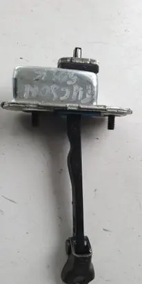 Hyundai Tucson TL Rear door check strap stopper