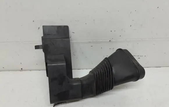 Volvo V60 Air intake duct part 31274555 31283470