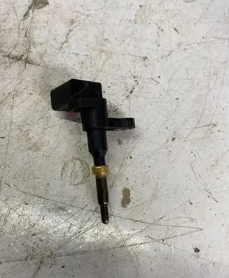 Volkswagen Touran III Coolant temperature sensor 04e919501
