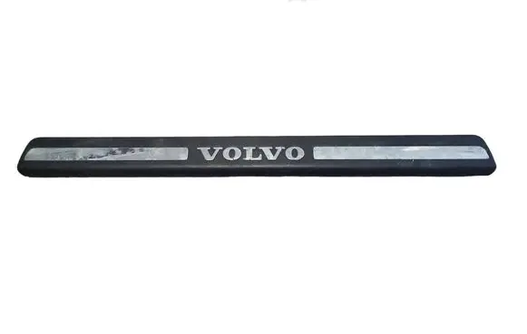 Volvo XC70 Front sill trim cover 8659960