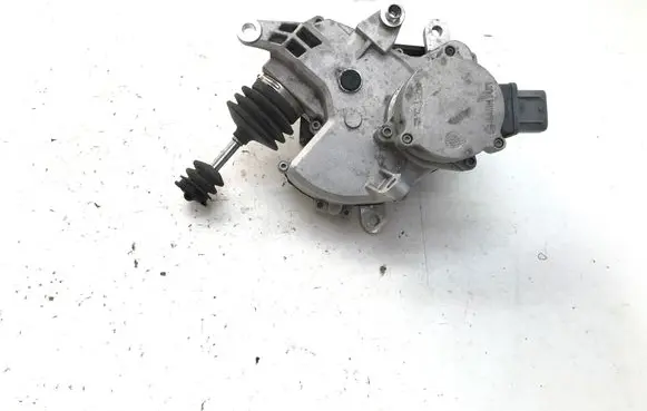 Clutch slave cylinder