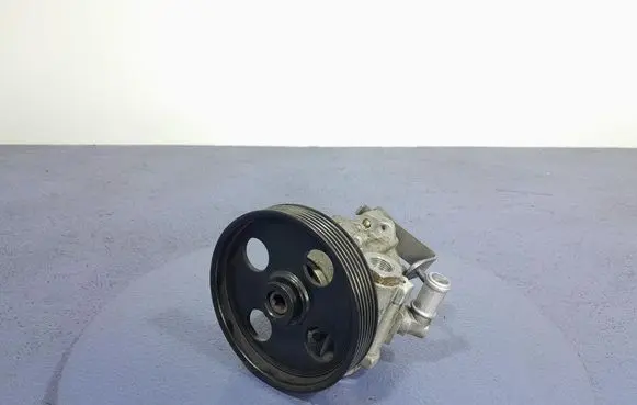 Citroen C5 Power steering pump