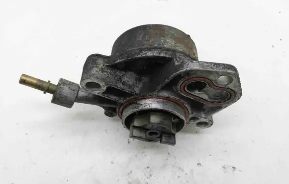 Peugeot 406 Vacuum pump 72266601H