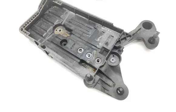 Battery tray