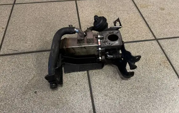 Audi A6 S6 C6 4F EGR valve cooler 059131511 BTW059131511