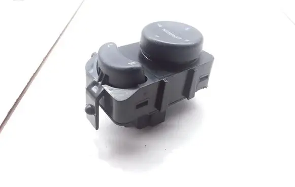 Chrysler Voyager Wing mirror switch 4685317 39754D