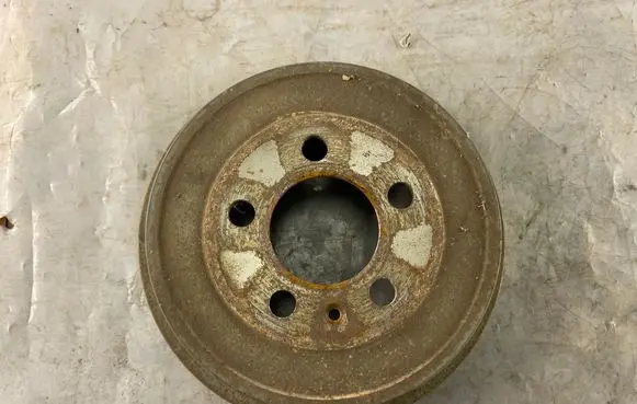 Volkswagen Polo Drum brake (rear) 6Q0609617 6Q06096175L