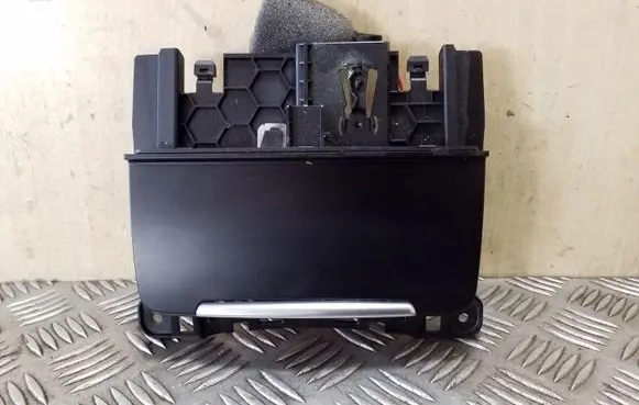 Audi Q5 SQ5 Ashtray (front) 8K0857951 8K0857965 8K0857989
