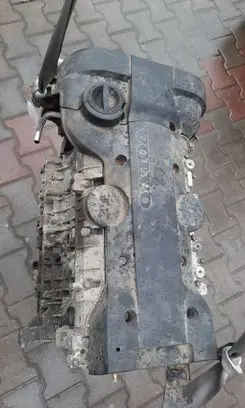 Volvo V70 Engine