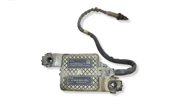 Volkswagen Transporter - Caravelle T6 Lambda probe sensor 04L907805AR A2C39831400