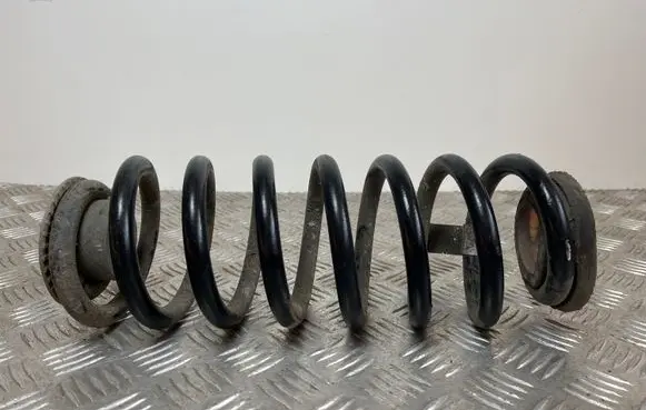 Jeep Cherokee Rear coil spring