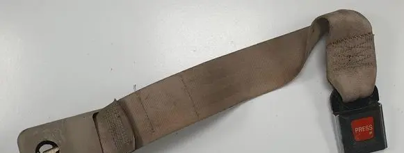 Ford Ranger Rear seatbelt buckle H1097