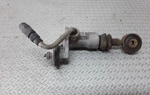 Audi A4 S4 B5 8D Clutch master cylinder 8D1721401