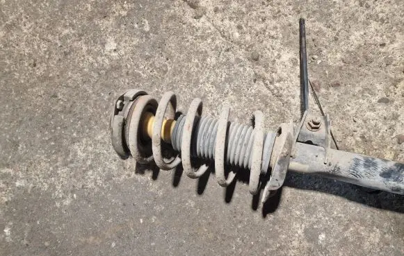Volkswagen Caddy Front shock absorber/damper