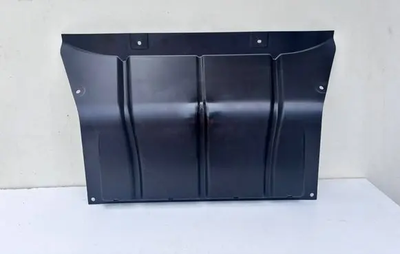 Iveco Daily 6th gen Engine splash shield/under tray 5802844433
