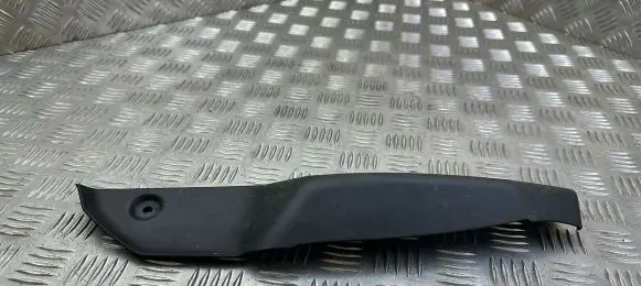 BMW 5 GT F07 Rear/tail light trim molding 7224230