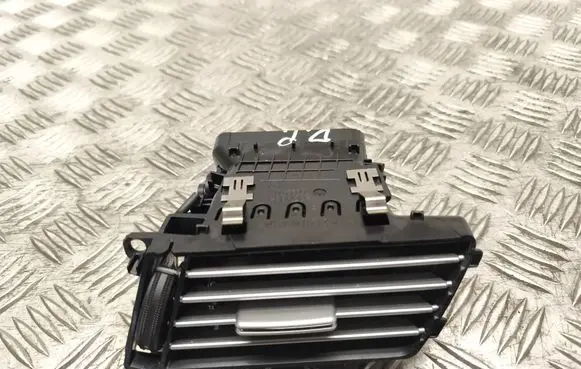 Mercedes-Benz E W212 Dashboard side air vent grill/cover trim A2128300254 06822001