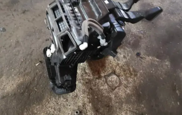 Interior heater climate box assembly housing