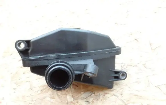 Jeep Grand Cherokee (WK) Other engine bay part A6421400087