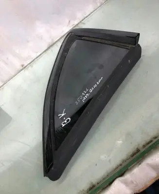 Mercedes-Benz GLA H247 Rear side window A2476706100