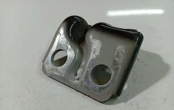 Alfa Romeo 147 Engine bonnet/hood hinges 