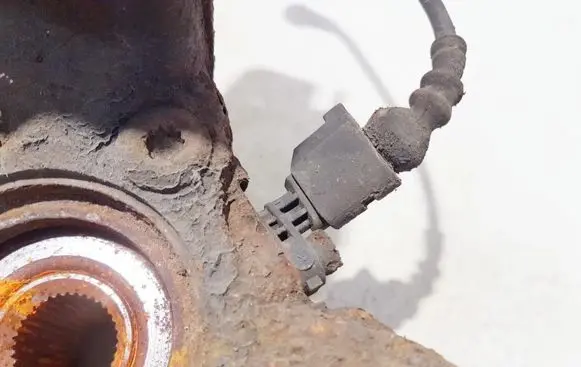 Volkswagen Caddy ABS brake wheel speed sensor