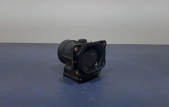 Mitsubishi Carisma Mass air flow meter E5T08271