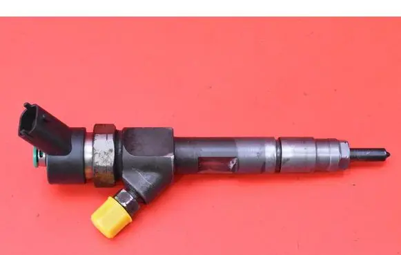 Fuel injector