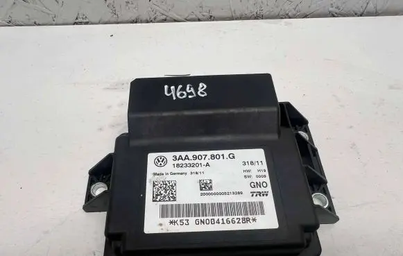 Volkswagen PASSAT B7 Hand brake control module 3AA907801G 18233201A 200000000523289