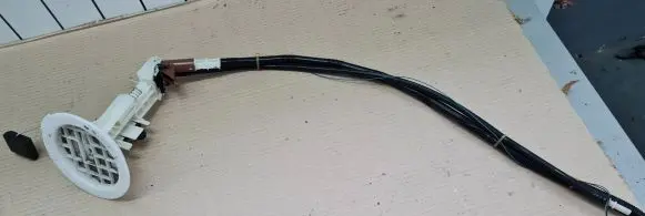 Audi A6 S6 C6 4F Fuel pressure sensor 