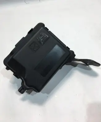Citroen C4 Cactus Fuse box cover 