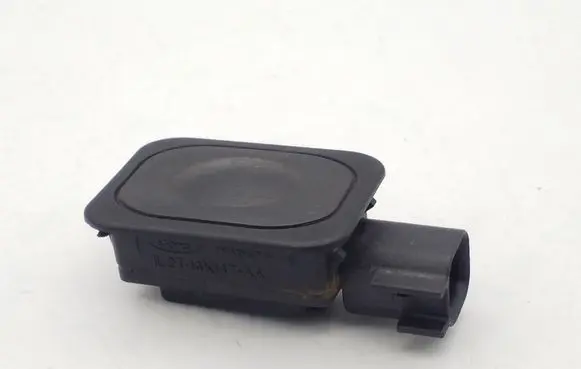 Tailgate opening switch