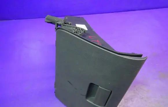 Ford Focus C-MAX Glove box 4M51A06044AEW