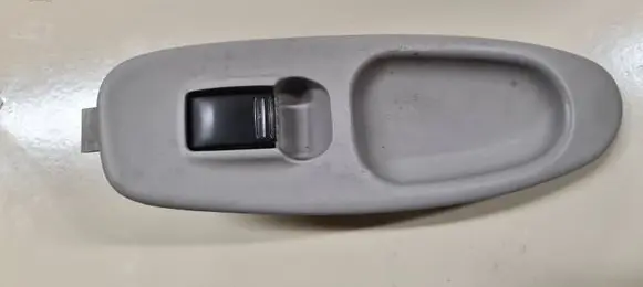 Nissan Almera Tino Electric window control switch 80960BU0001