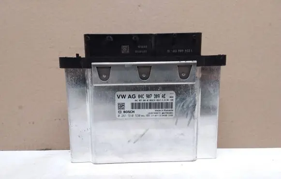 Audi A3 S3 8V Engine control unit/module 04C907309AE 0261S10530