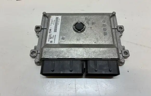Peugeot 208 II Engine control unit/module ECU 9841863580
