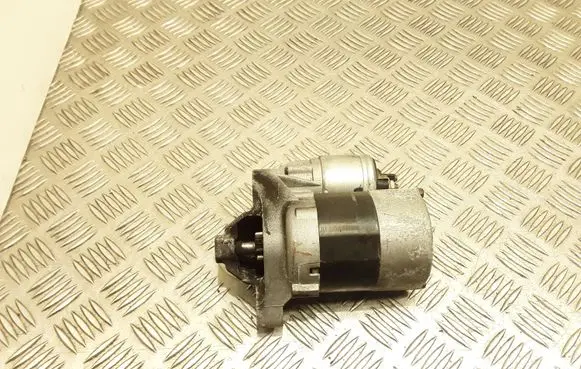 Dacia Sandero Starter motor 16E40485BZ 8200369521G