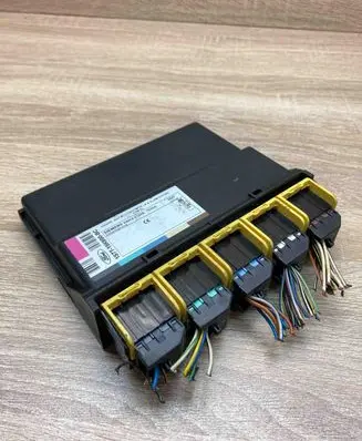 Ford Mondeo Mk III Comfort/convenience module 1S7T15K600BC 5WK48726B WITHPLUG