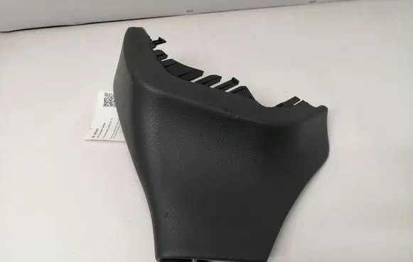 Mercedes-Benz C W203 Dashboard side end trim 105047