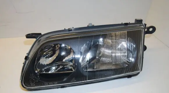 Mazda 626 Headlight/headlamp 0301158003