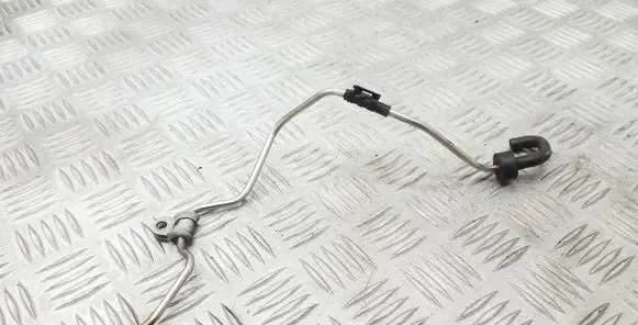 Volkswagen Tiguan Vacuum line/pipe/hose 03L131605