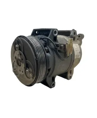 Volvo V70 Air conditioning (A/C) compressor (pump) 8708581