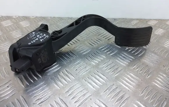 Citroen C4 I Picasso Accelerator throttle pedal 9654725380