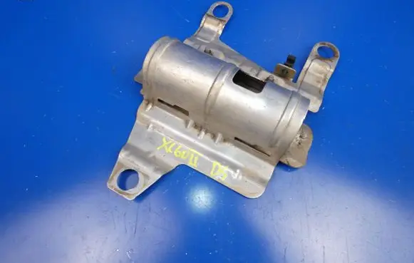 Volvo XC60 Fuel filter bracket/mount holder C83FA 31452831