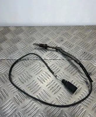 Audi A4 S4 B7 8E 8H Lambda probe sensor 03G906088AK