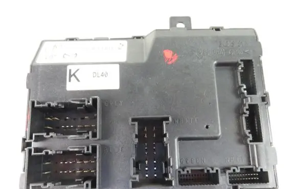 Mazda 2 Central body control module DL4067560B