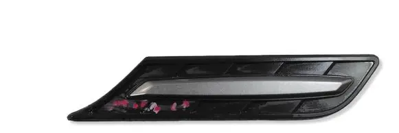 Suzuki Vitara (LY) Fender trim (molding) 7262154P0