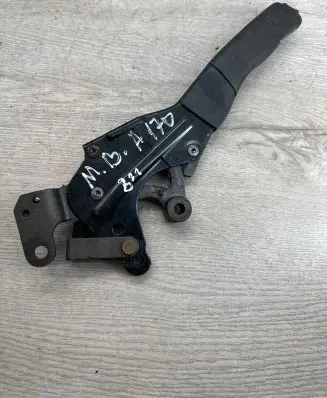 Mercedes-Benz A W168 Hand brake release handle 800921MQ10